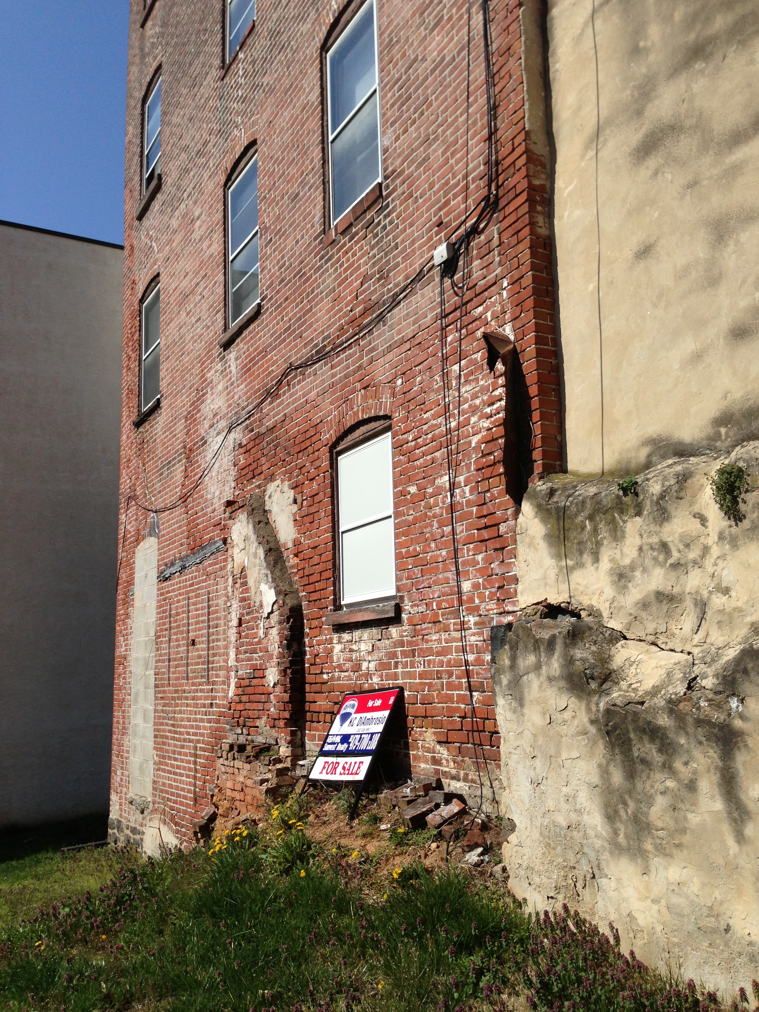 Empty lot for sale