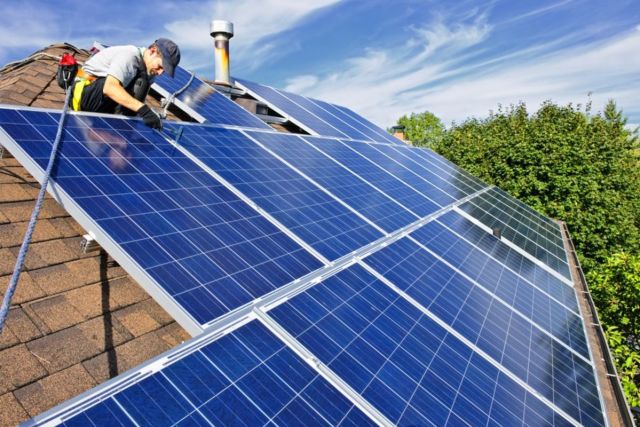 Things to Know Before Installing Solar Panels on Your Roof - Eco-Friendly renovations - Eco-renovation