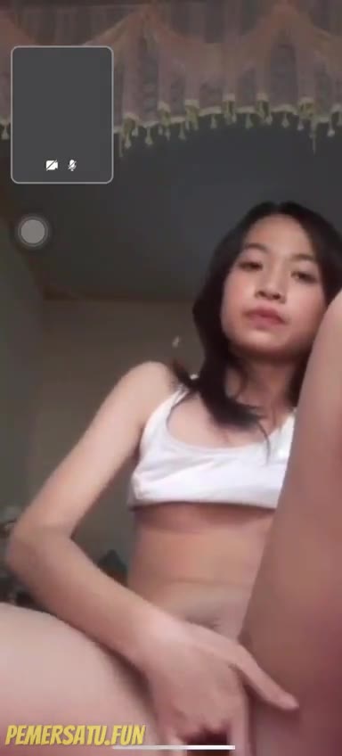 3 Vcs Sama Awek Smp Colmek Masih 18yo Memek Segaris Part