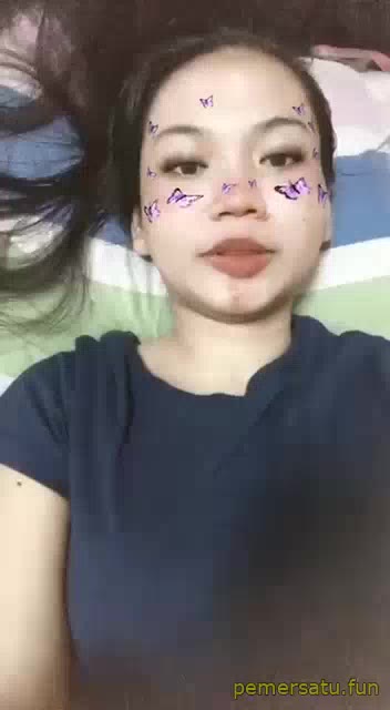 P28 Arinah Jilbab Binal Suka Bikin Status IG