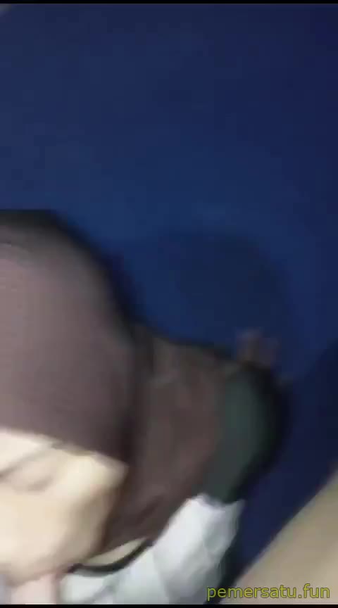 Juga Hijab Abg Sange Malu Sepong Kontol Tapi Hisap