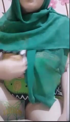 Video Viral Terbaru HIJAB TOGE LIVESHOW BARBAR!! PEMERSATUDOTFUN