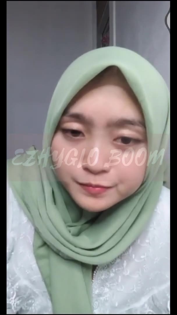 ENAK MOM BITI POSISI GAYA YANG