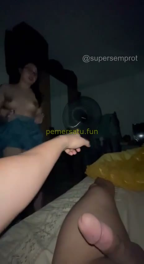 P17 Erah Zamri Hijab Tobrut Bisa Gangbang