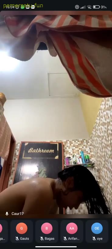 P4 Anisa Wulandari Pasrah Dientot