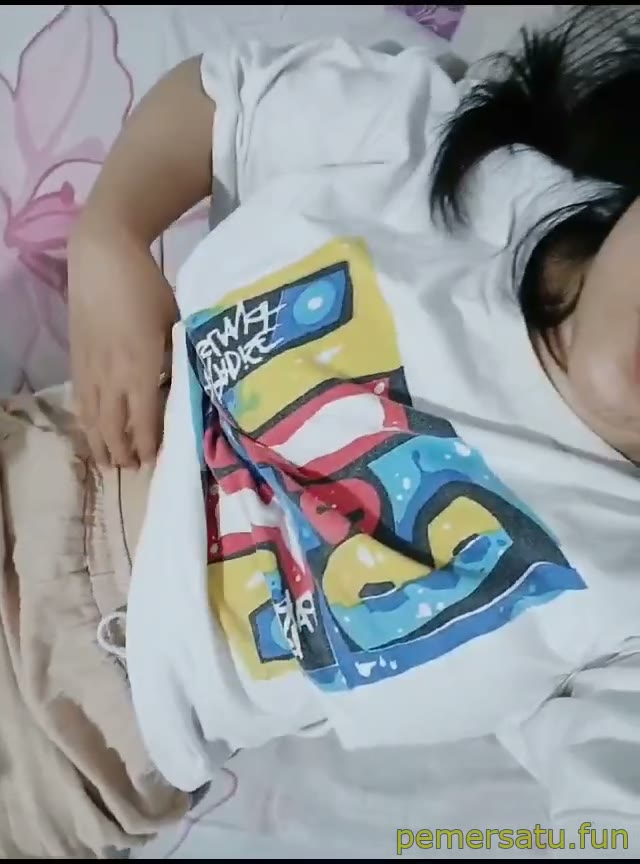 P20 Pelangi Saputri Kolpri Abg 18yo Bugil