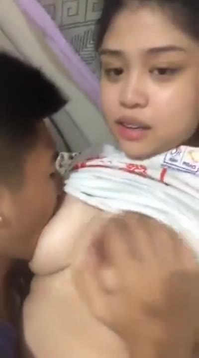 Mantap Nyusu Ma Ayank Cantik Mulus Body