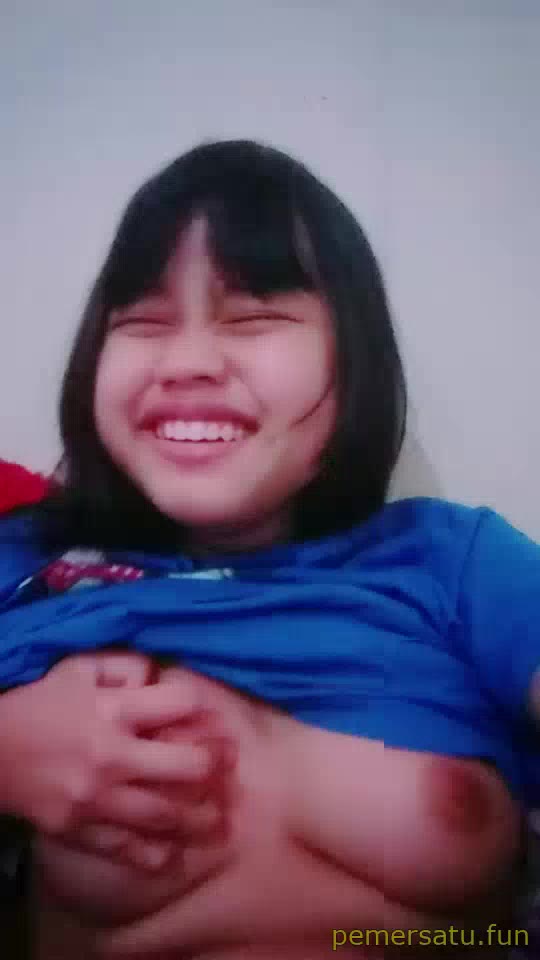 P11 Abg 18yo Toket Ranum Memek Sempit Colmek
