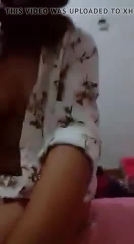 Video Viral Terbaru Abg Jilbab Kurus Kacamata Lepas Hijab Bugil Colok Memek PEMERSATUDOTFUN