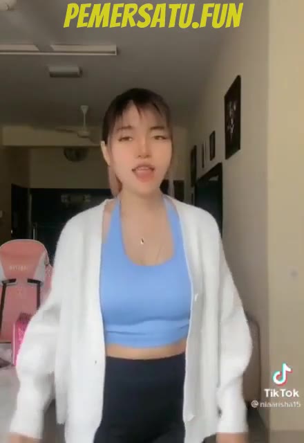 P21 Nia Arisha PEMERSATU DOT FUN