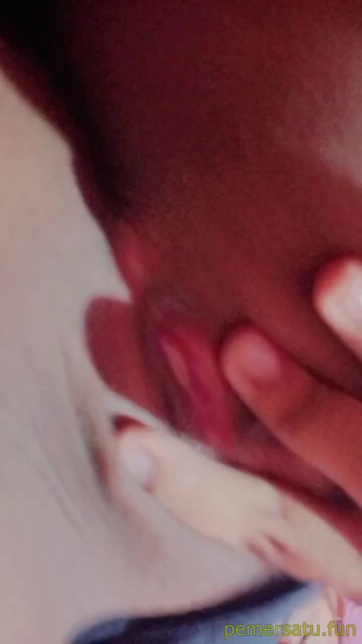 P63 Shella Imut 18yo Memek Mulus Sempit