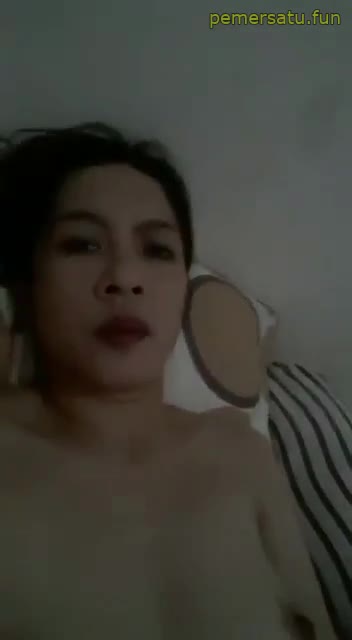 P4 Tante Natascha Rambut Pendek Kacamata Gendut Tocil Sange Colmek