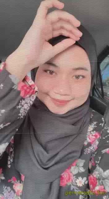 P6 Arinah Jilbab Binal Suka Bikin Status IG