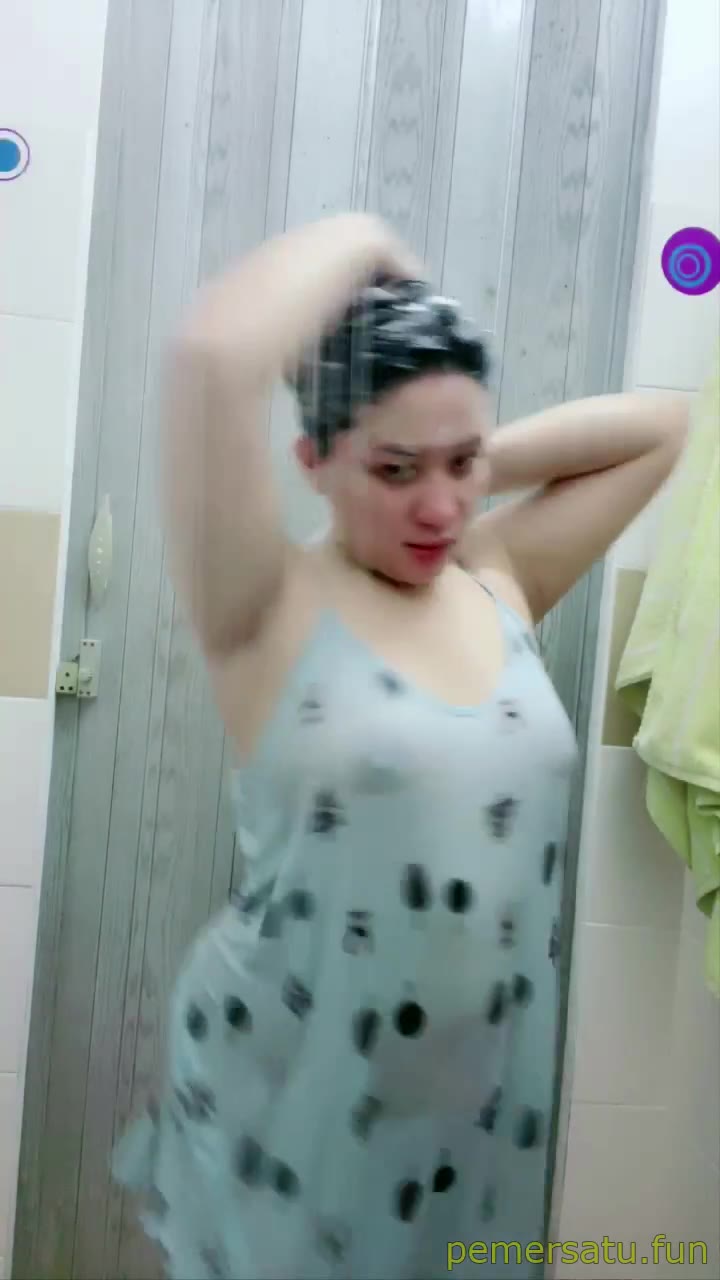 Sange Beby Gemoy Mulus Basah Basahan