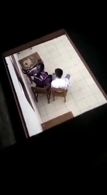 Tanam Ngintip Anak Smk Bercocok