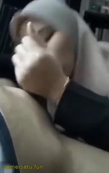  Bokep Terbaru pacar jilbab sange