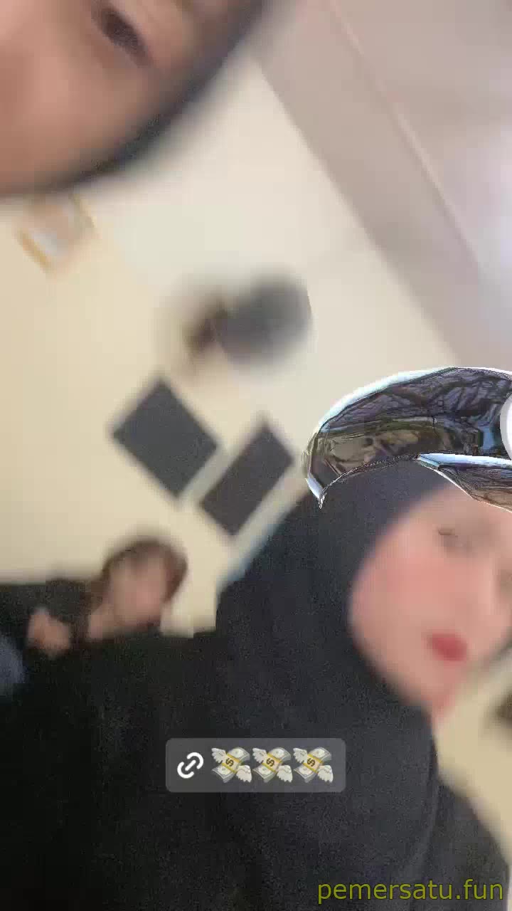 P10 Reistanaada Jilbab Anggun Tiktoker Suka Ngentot