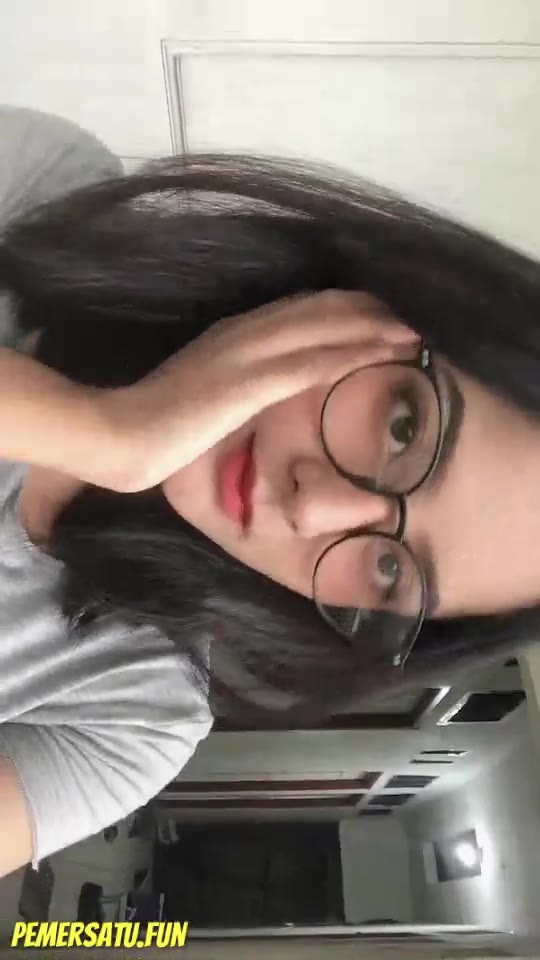 P2 Deayana Jilbab Memek Merah Sempit Part