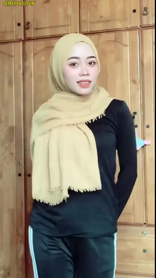 P5 Koleksi Ukhti Jilbab Nor Adilla Tiktoker Colok Memek Output P1