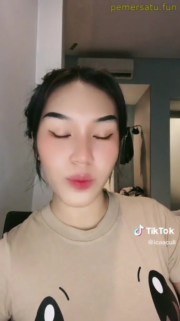 P52 Icacul Abg 18yo Cakep Ngentot