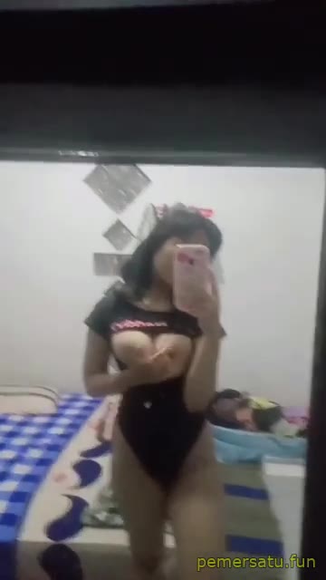 P106 Talaent Nanaarummm Putih Mulus Colok Memek