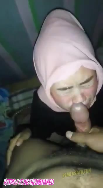 Jilbab Semprot Di Wajah