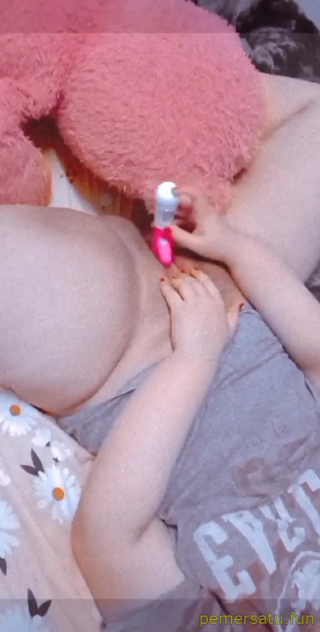 Video Viral Terbaru P20 Cloudyslutt Abg Jual Konten Colmek Pakai Dildo 18Yo Pemersatu Fun 20 PEMERSATUDOTFUN