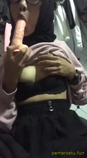 P7 Pvlyyy Jilbab Abg 18yo