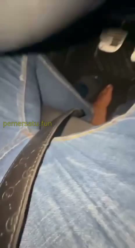 P6 Haidah Hijaber Mulus Suka Dientot Supir Di Mobil