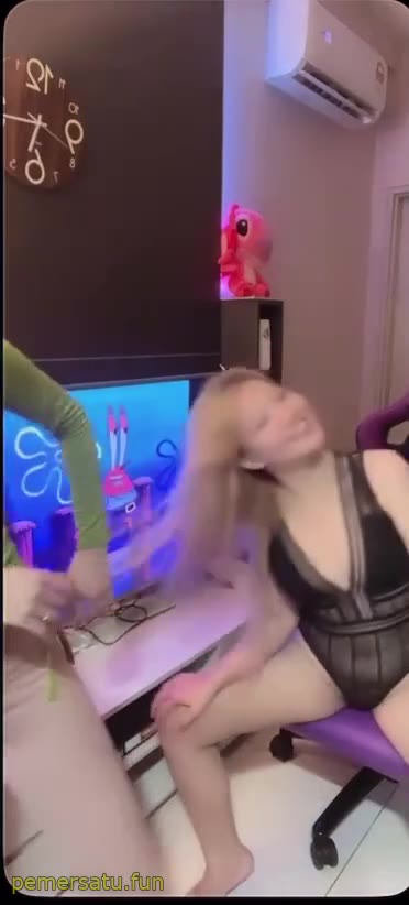 P21 Nuyumieya Live Colmek