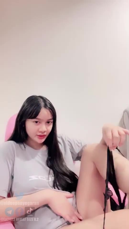 5 Angeline Host Cantik Viral Remas Puting Susu Lp2022 HEMAT SIZE V 2
