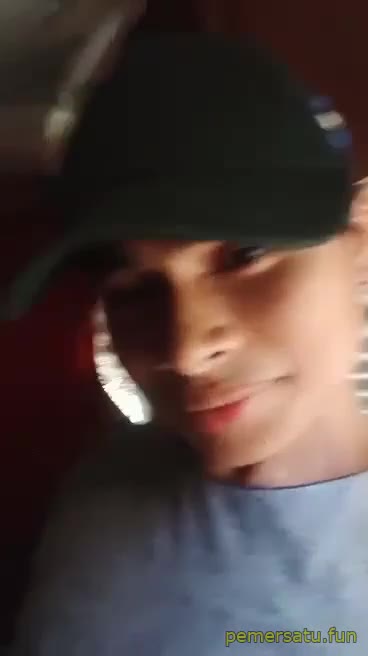 Fulldur Arwen Mr 19yo Chindo Kacamata Dientot Kang Parkir