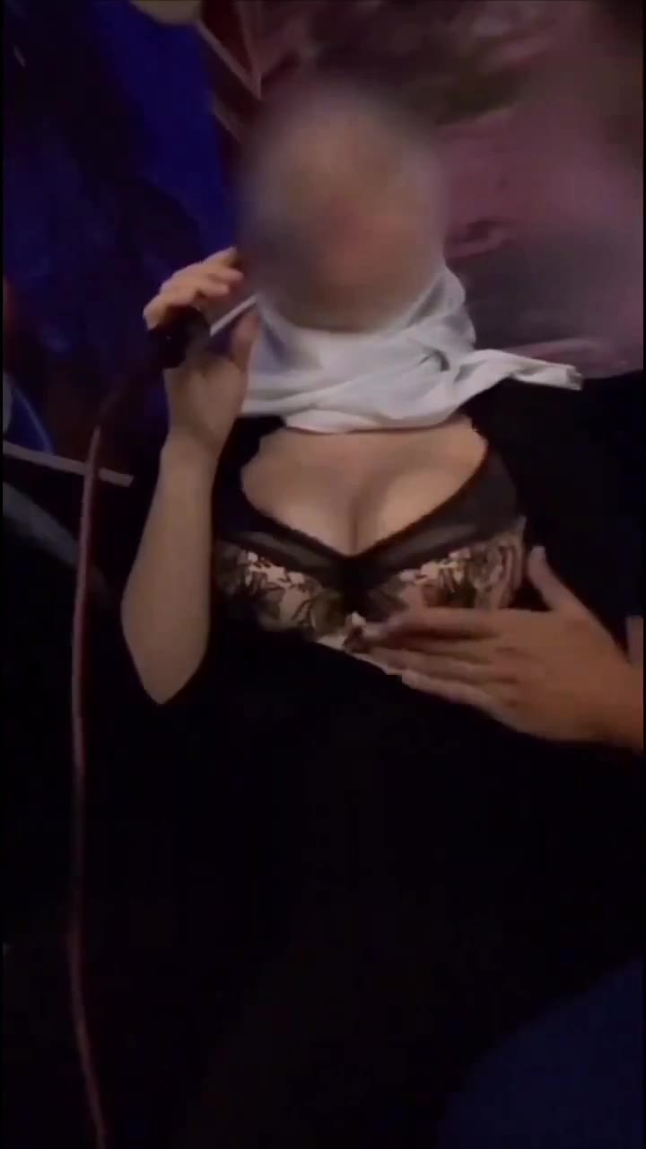 Karaoke Hijab Di Tmpt