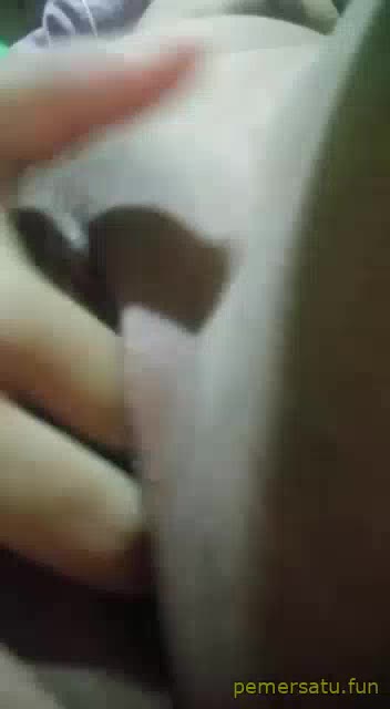 78 Bokep Viral viral abg jilbab 18yo centil colmek pakai seragam 