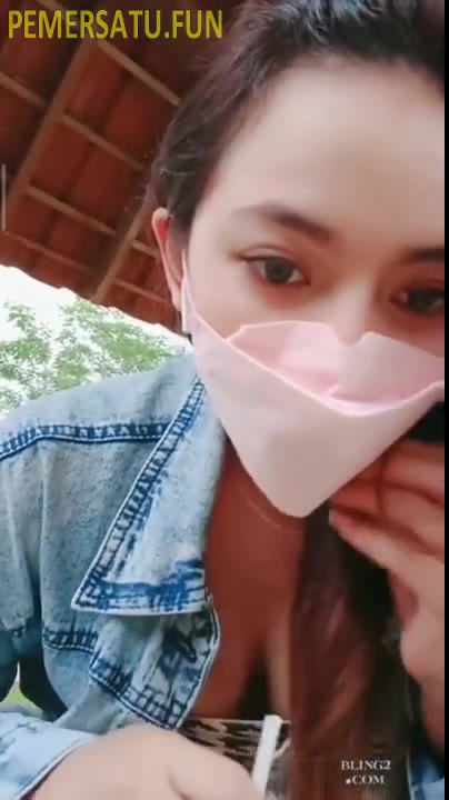 (new) Cantik Cantik Omek Eksib Di Restoran