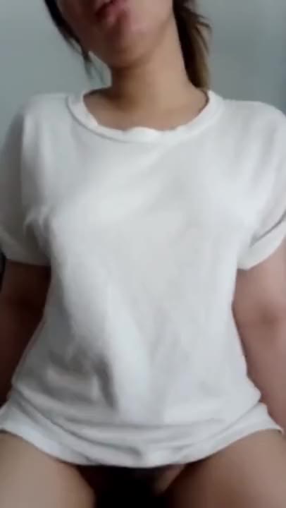 Enak Gadis Mulus Goyang Diatas Bikin Kontol