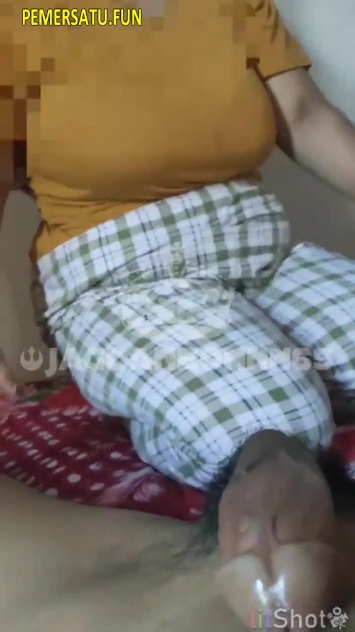 P11 Mamah Jilbab Selingkuh Dg Brondong Jagoanneon Part