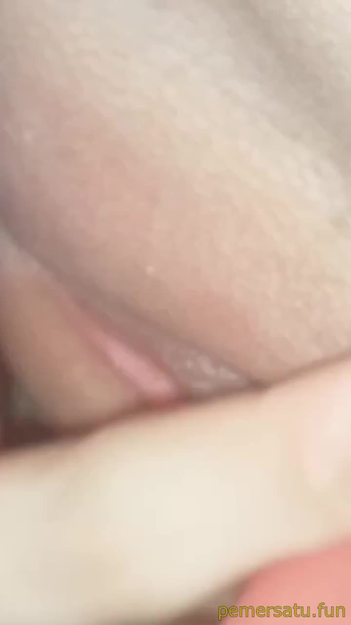 5 Bokep Porno xilla baru 18yo belajar bikin konten toket kecil 