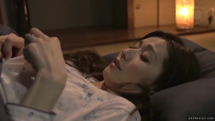 Montok Teman Ibuku Yg Cantik Dan