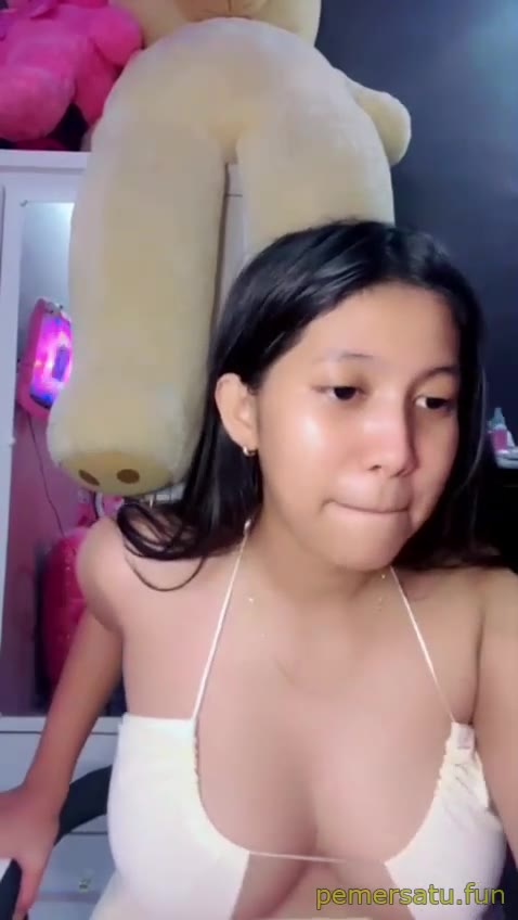 P17 Laila Toge 18yo Abg