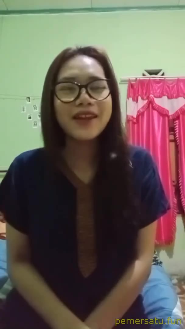 P2 Zeyya Abg 18yo Kacamata Colmek