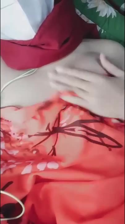 DoodStream I120s-Horny Red Hijab Moaning Amateur Porn Feat Dianaoke12 -