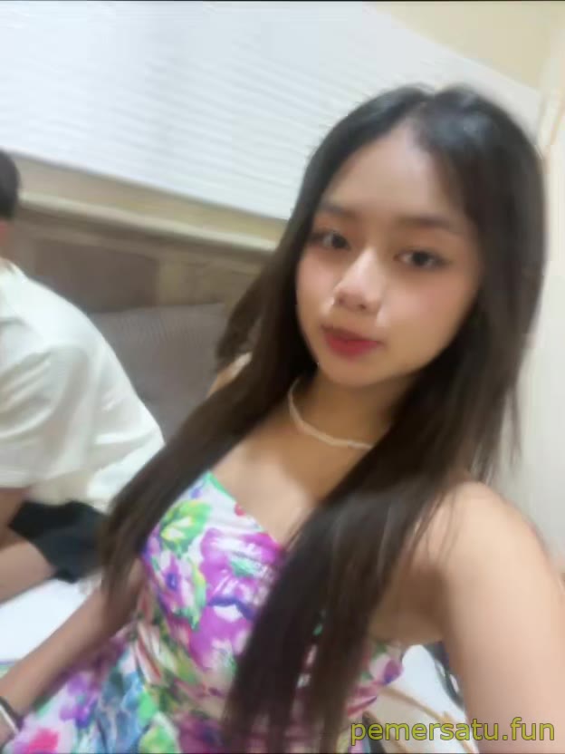 P19 Ahyena Bendo Abg 18yo Viral