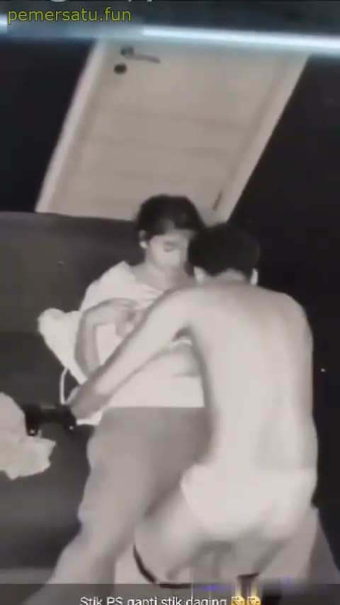  Viral Bokep Anak SMA 18yo Terekam CCTV Ngewe Di Rental PS
