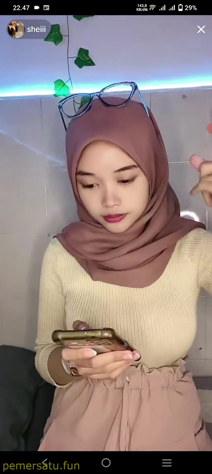 HD) Jilbab Rajut Emang Yahut Sheiii Live Tiktok(1080P