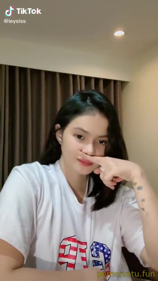 P21 Leylis Seorang Tiktoker Yang Viral Videonya Disebar
