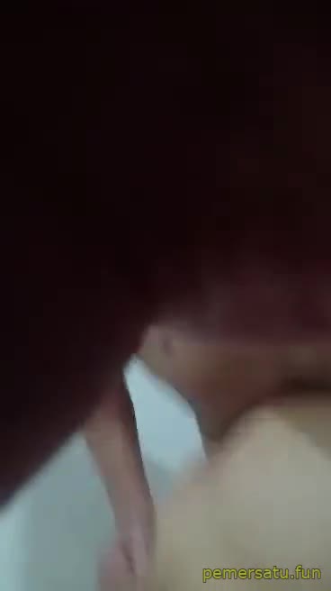 P50 Paula 19yo Putih Mulus Tetek Padu Memek Sempit