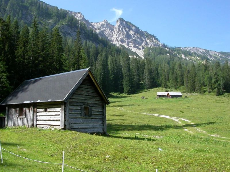 Christian Ecker Studio Home - Creative High Resolution Mountain Textures | Free Download