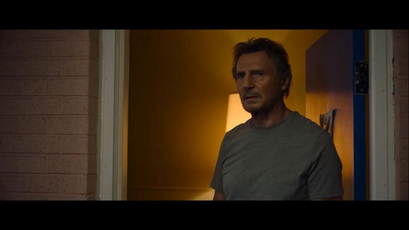 El Protector Snapshot - Premium Dark Art Gallery - Desktop