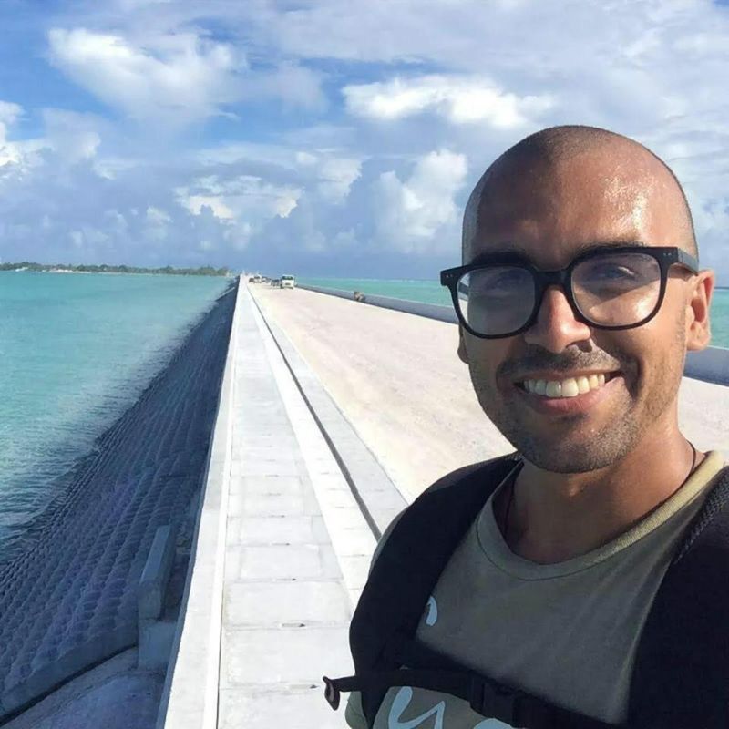 Anthony Perez Medium - Download High Quality Minimal Pattern | 8K